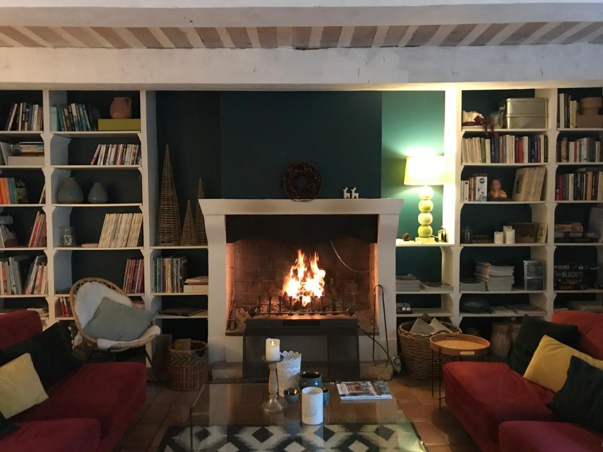 Bed and Breakfast Les Aiguieres En Provence Сюз-ла-Русс Екстер'єр фото