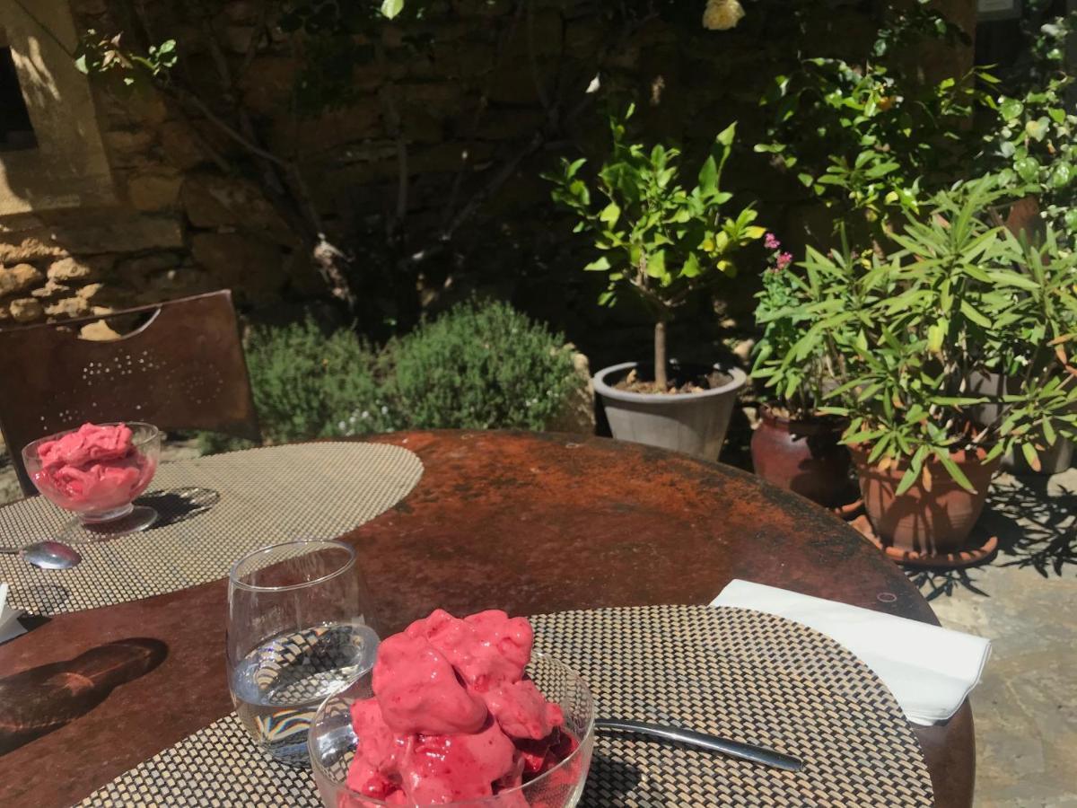 Bed and Breakfast Les Aiguieres En Provence Сюз-ла-Русс Екстер'єр фото
