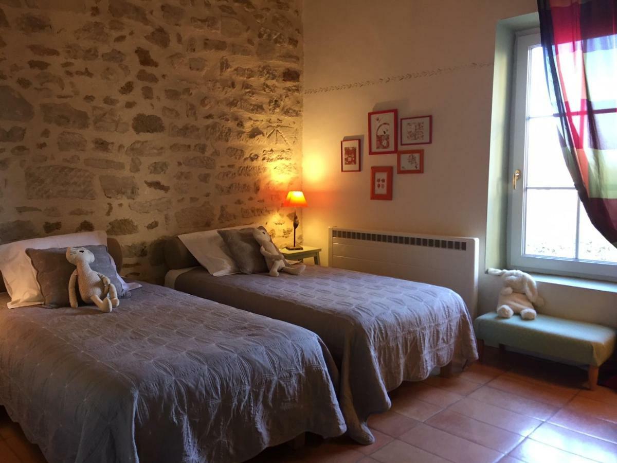Bed and Breakfast Les Aiguieres En Provence Сюз-ла-Русс Екстер'єр фото