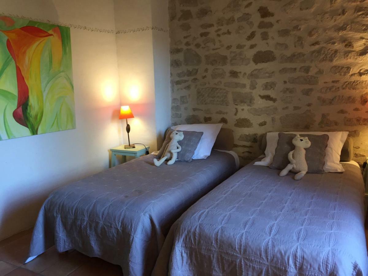 Bed and Breakfast Les Aiguieres En Provence Сюз-ла-Русс Екстер'єр фото